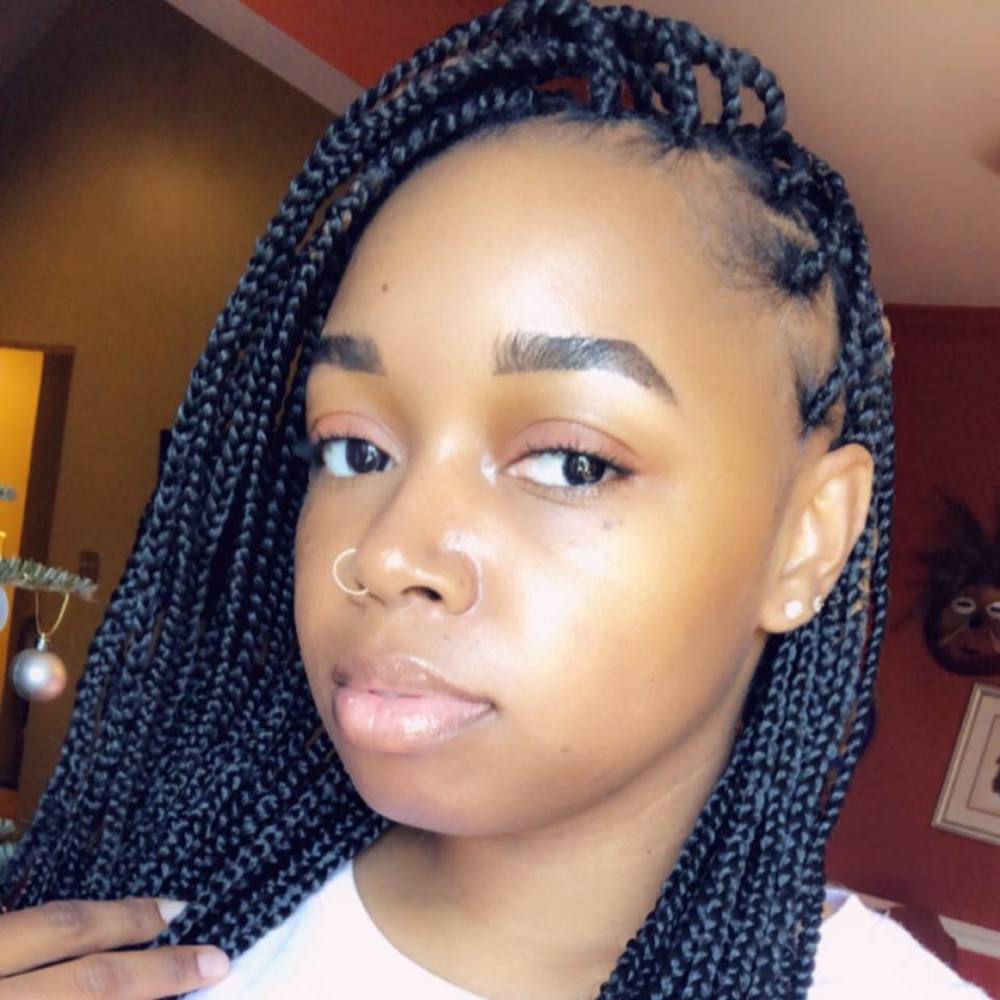 Meet your Posher, Kayla